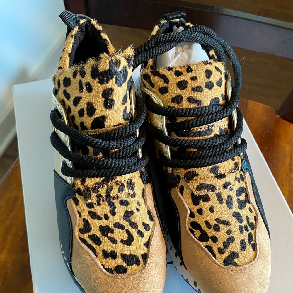 NWT original box Steve Madden Cliff sneakers